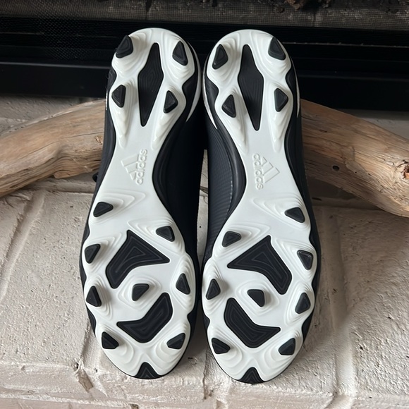 Adidas predator soccer cleats NWT - Picture 2 of 5